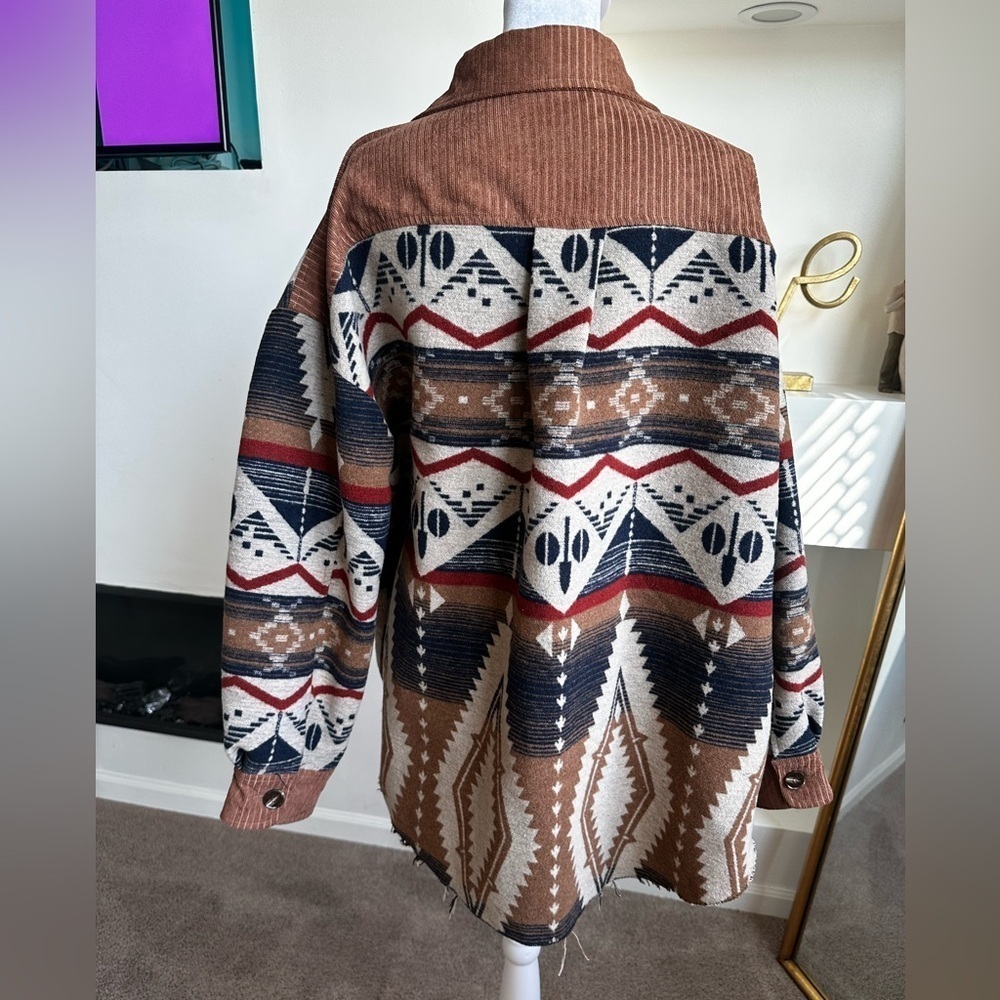1.4.3. Story by Line Up Women's Patterned Jacket - Brown, Blue, Red - Picture 3 of 8